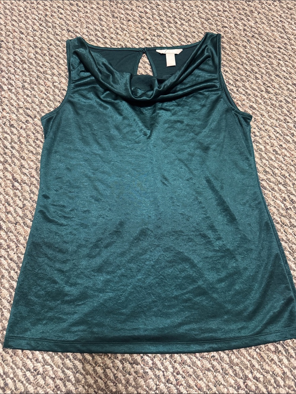 Banana Republic Emerald Green Satin Cowl-Neck sleeveless blouse shimmery